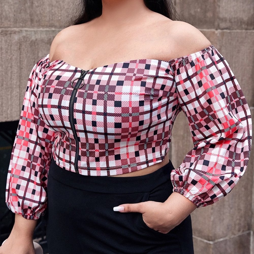 New- Off- Shoulders Zipper Front Plaid Top - Picture 5 of 5